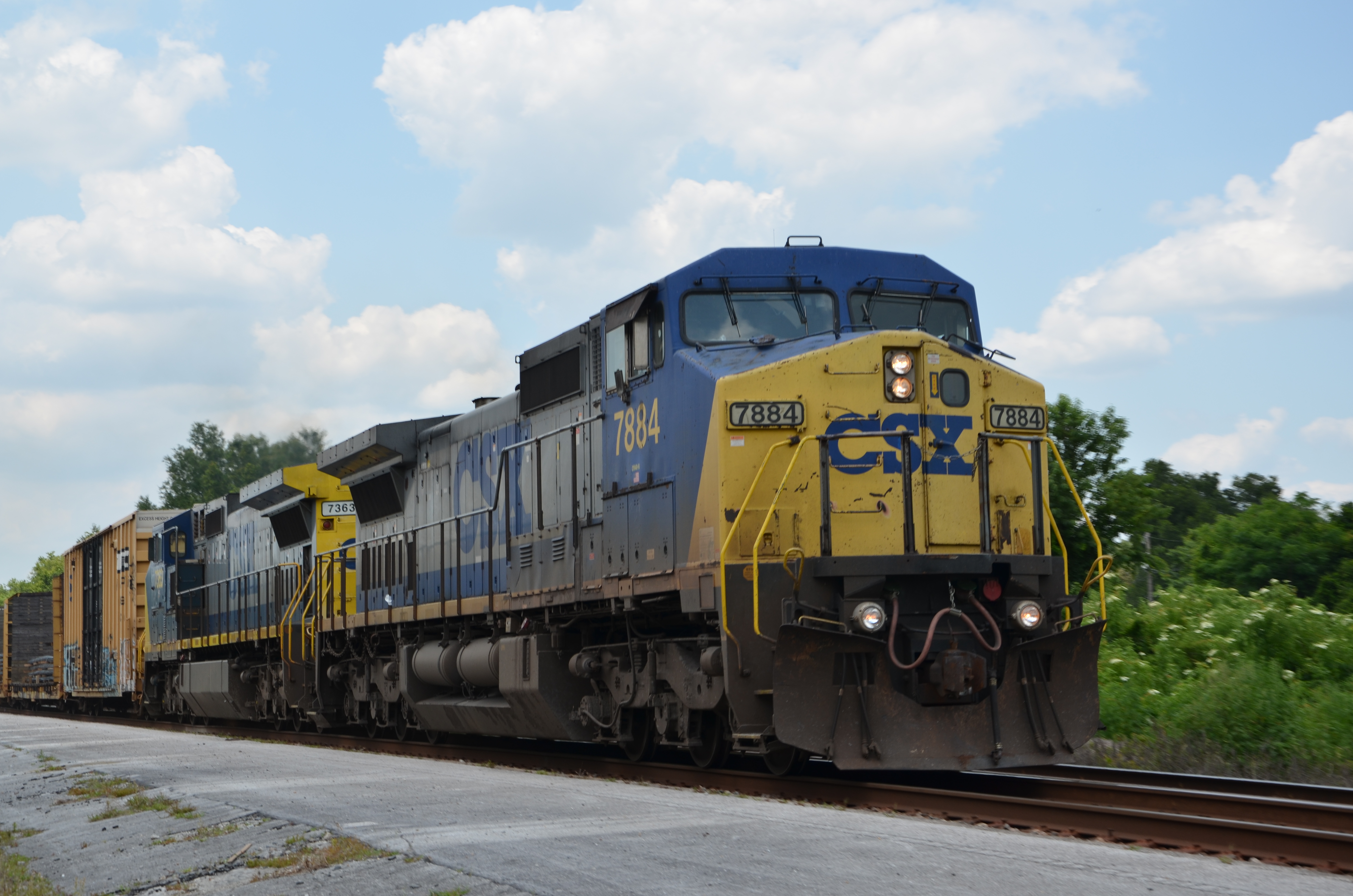 CSX 7884